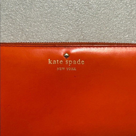 Kate Spade Orange Wallet - Picture 2 of 16